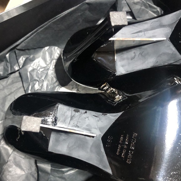 SALE! Ruthie Davis Bootie - Picture 6 of 7